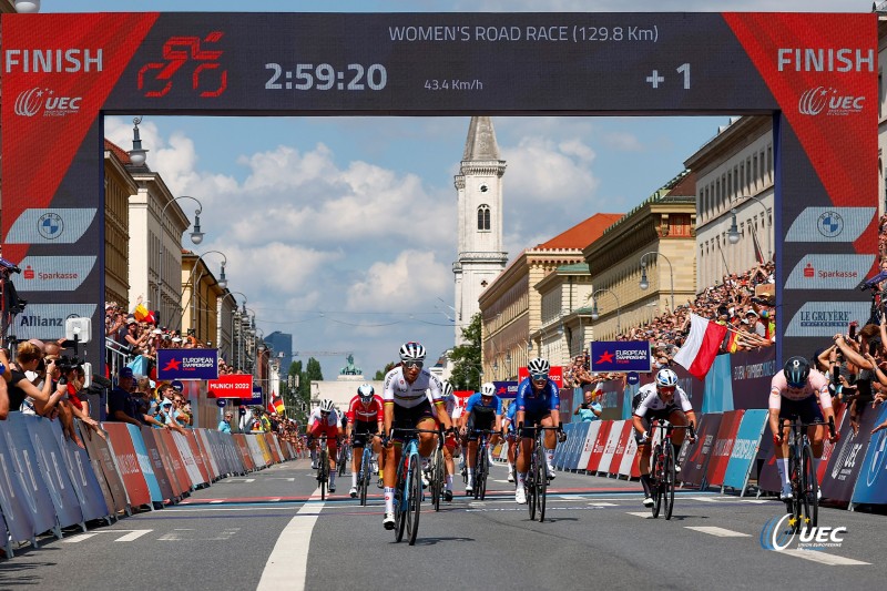 European Championships Munich 2022 - 2022 UEC Road Elite European Championships - Women's Road Race - 21/08/2022 - Elisa Balsamo (ITA) - photo Luca Bettini/UEC/SprintCyclingAgency?2022